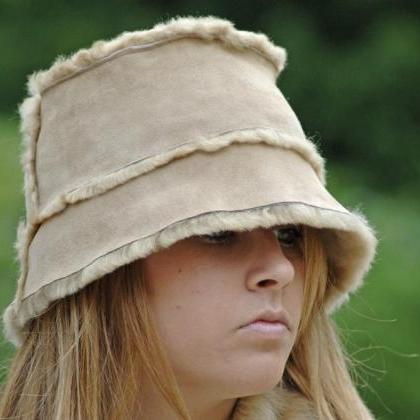 Eesti Shearling Hat